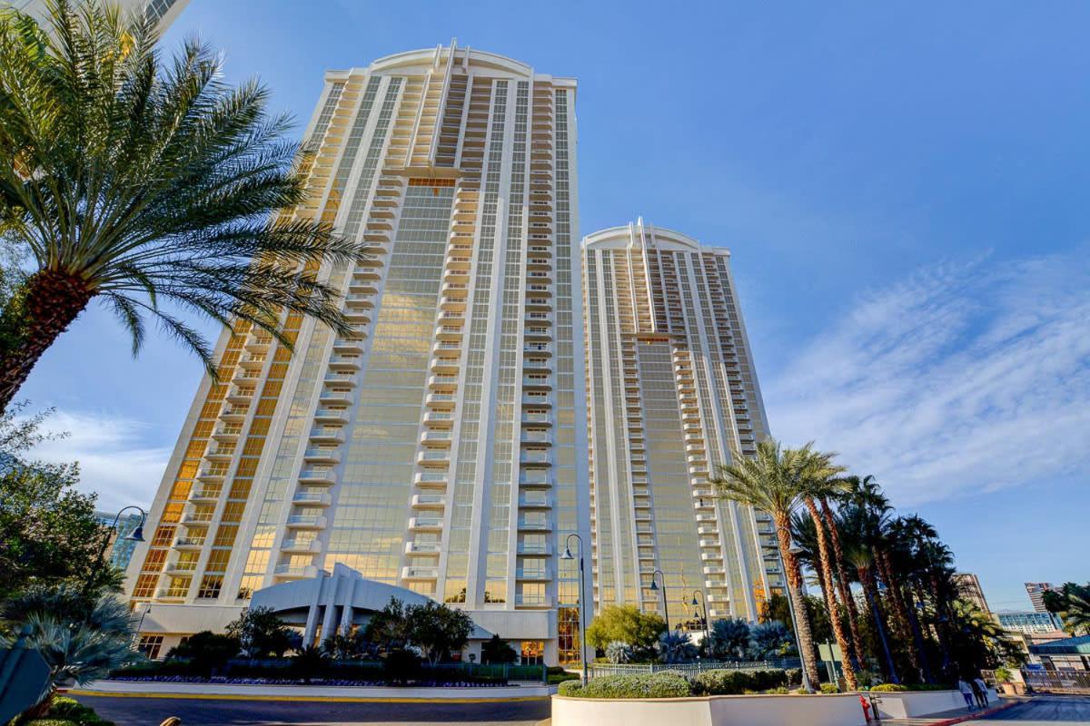 Mgm Signature-33-805 F1 Track & Strip View Balcony Ferienhaus Las Vegas